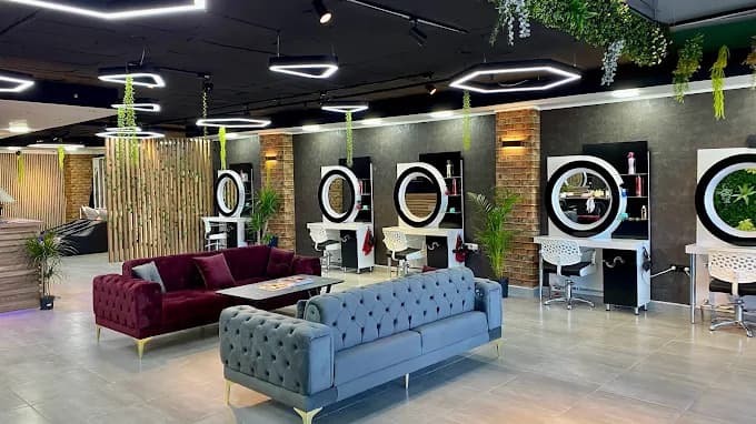 Popüler Güzellik Salonu iç mekan — Antalya Kepez